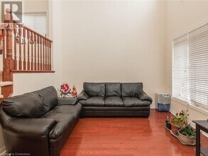 426 Robert Ferrie Dr in Kitchener, ON - Building Photo - Building Photo