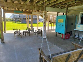 16607 Henry Morgan Rd in Jamaica Beach, TX - Building Photo - Building Photo