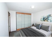 2616 Harriet Ave photo'