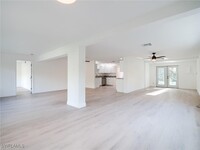 4853 Palmetto Ct in Naples, FL - Foto de edificio - Building Photo