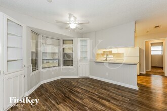 3417 Willowcrest Dr, Unit 0911 in North Richland Hills, TX - Foto de edificio - Building Photo