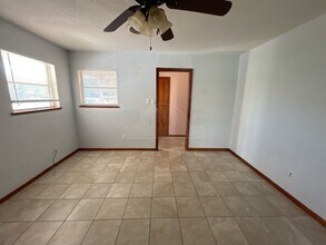 615 S 10th St in Killeen, TX - Building Photo - Building Photo