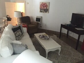 5502 Loyola Ave, Unit 5502 in New Orleans, LA - Foto de edificio - Building Photo