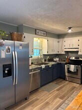 5811 Perkins St in Pensacola, FL - Building Photo - Building Photo