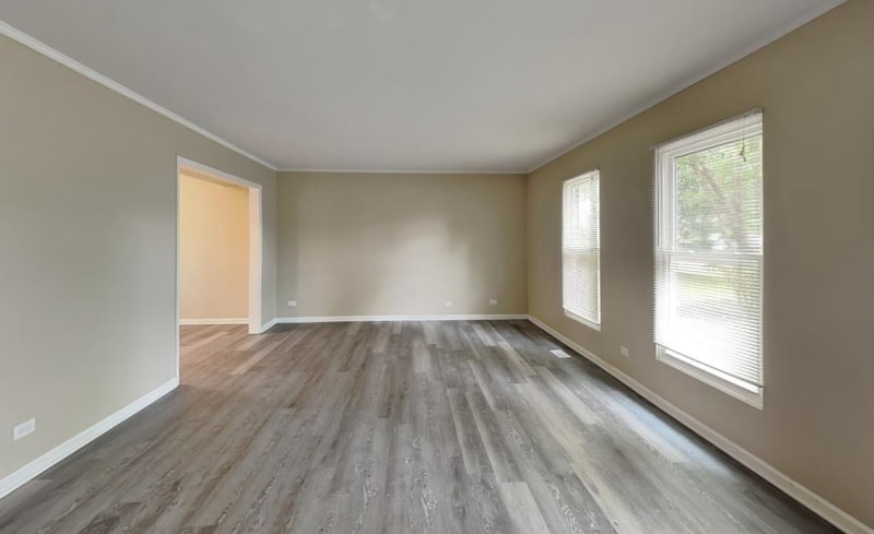 16 Timberlane Dr in Palatine, IL - Building Photo