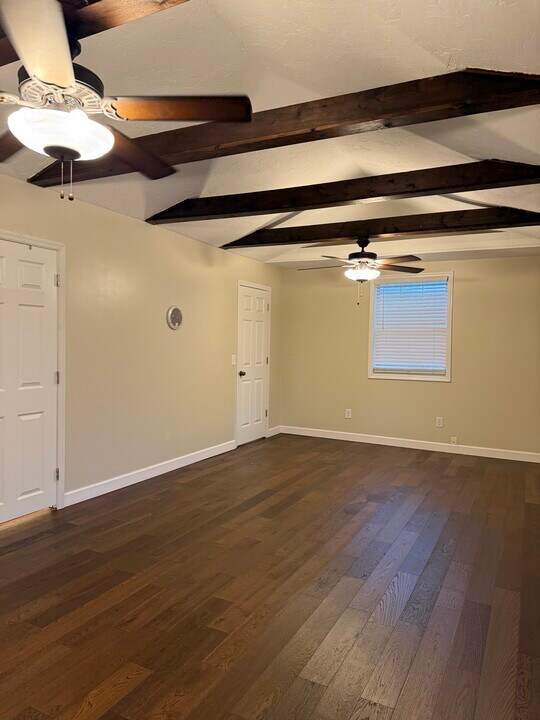 4438 17th St W in Bradenton, FL - Foto de edificio
