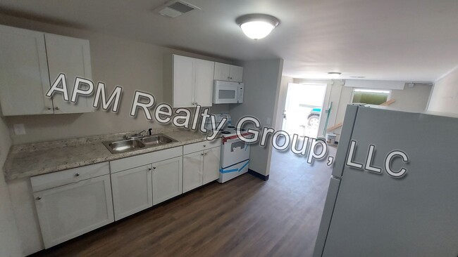 property at 2719 Howell Ct