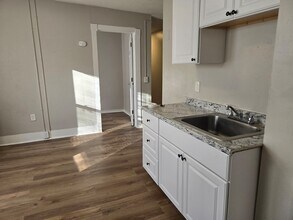 529 Union St, Unit 1r in Springfield, MA - Building Photo - Building Photo