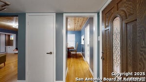 146 Teakwood Ln in San Antonio, TX - Building Photo - Building Photo
