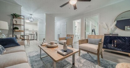 Waterford Place Apartment Homes in Greensboro, NC - Building Photo - Building Photo