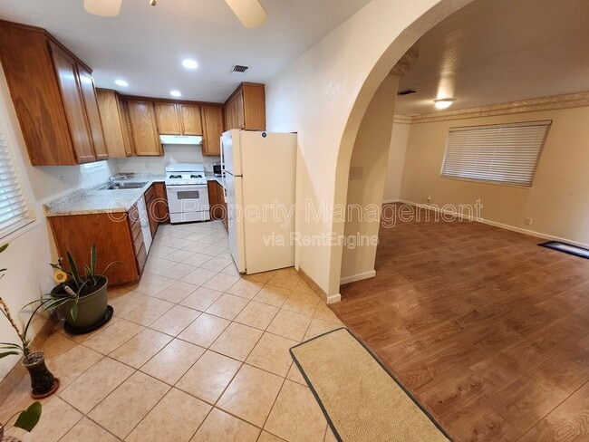 6671 Graham Cir in Citrus Heights, CA - Building Photo - Building Photo