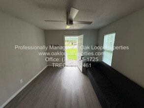 501 19th Ave N in Texas City, TX - Building Photo - Building Photo