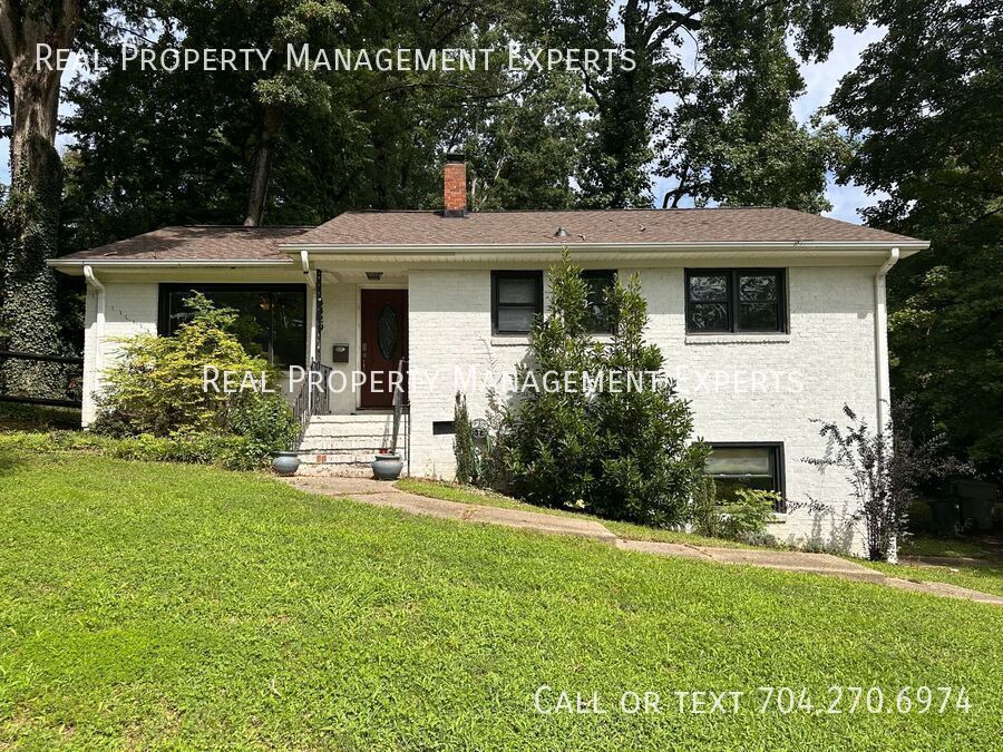 4429 Firwood Ln in Charlotte, NC - Foto de edificio