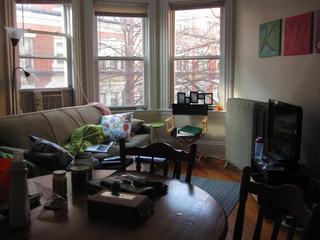 32 Edgerly Rd, Unit 3