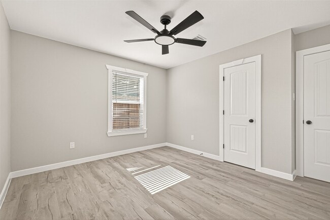 property at 10531 Royal Oaks Dr