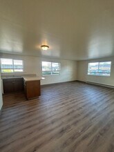 1427 NW Kings Blvd in Corvallis, OR - Building Photo - Building Photo