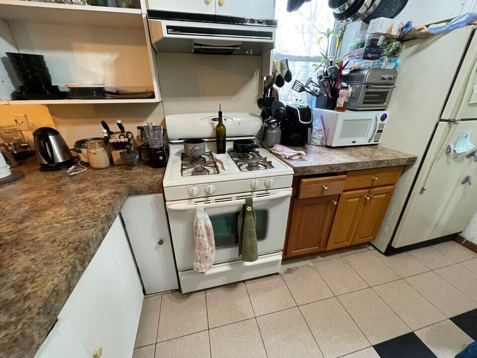 46 Park Vale Ave, Unit 3 in Boston, MA - Building Photo