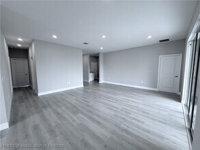 5285 Pebble Beach Dr in Sebring, FL - Building Photo - Building Photo