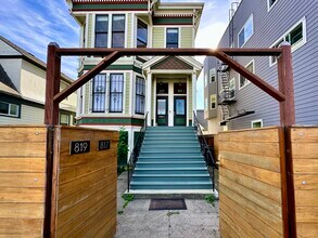 817 Foothill Blvd, Unit 817 foothill Blvd Oakland CA 9466 in Oakland, CA - Building Photo - Building Photo