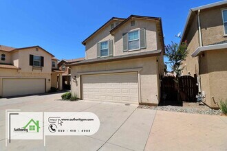 2347 Shining Star Way in Redding, CA - Building Photo - Building Photo