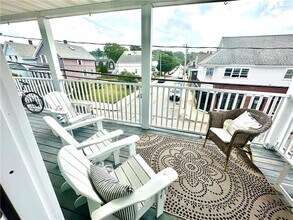 693 Thames St-Unit -2 in Newport, RI - Building Photo - Building Photo