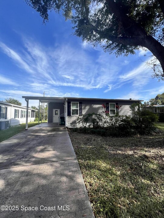 4409 Cormorant Ln in Merritt Island, FL - Building Photo