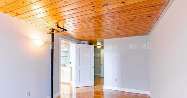 801 Hinton St in Petersburg, VA - Building Photo - Building Photo