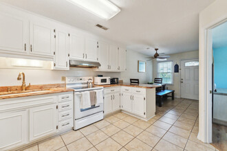 407 23rd Ave-Unit -ID1038942P in Austin, TX - Building Photo - Building Photo
