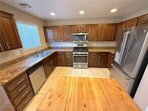 968 Valetta Flat Ave in Las Vegas, NV - Building Photo - Building Photo