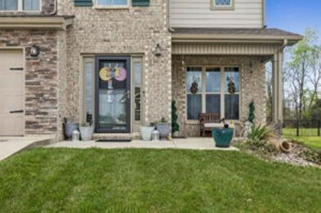 369 Frontier Dr in Clarksville, TN - Building Photo - Building Photo