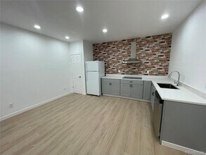 21346 E 53rd Pl in Denver, CO - Foto de edificio - Building Photo