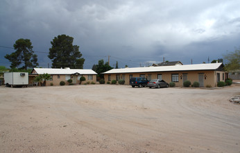 3122-3130 E Adams St in Tucson, AZ - Building Photo - Building Photo