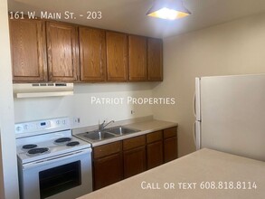 161 W Main St in Whitewater, WI - Building Photo - Building Photo