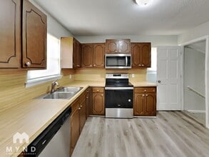 2308 Oakstone Cir in Gastonia, NC - Building Photo - Building Photo