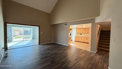 2423 E Maryland Dr in Tempe, AZ - Building Photo - Building Photo