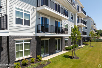 6461 US-9 N in Howell, NJ - Building Photo - Building Photo