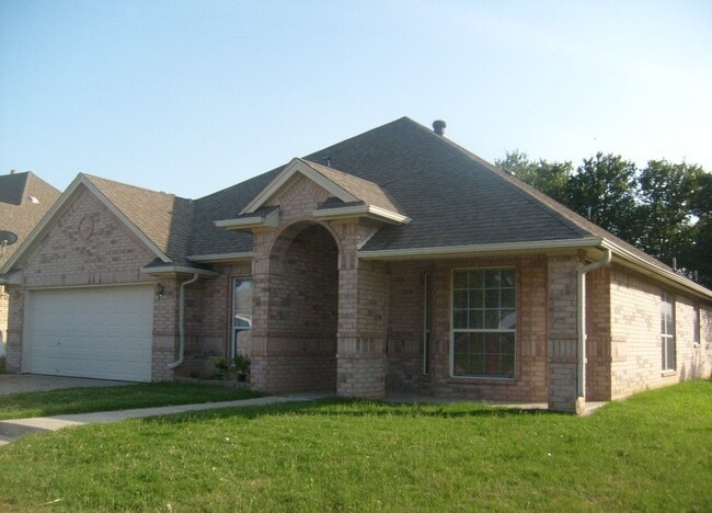 property at 302 Howard Way Dr