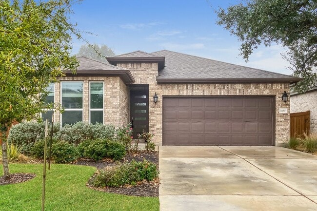 property at 1109 Mulberry Oak Ln