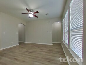 12850 Spruce Cir in Tomball, TX - Building Photo - Building Photo