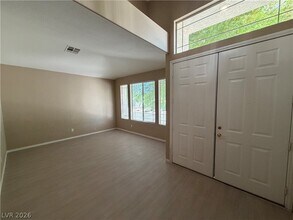 1113 Heaton Ave in Henderson, NV - Building Photo - Building Photo