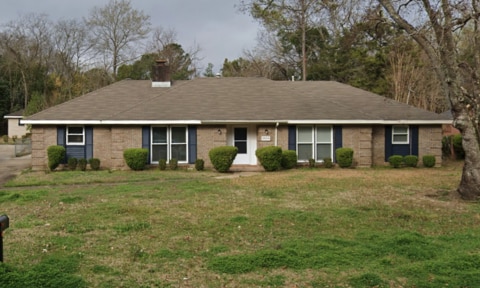 property at 3858 Antoinette Dr