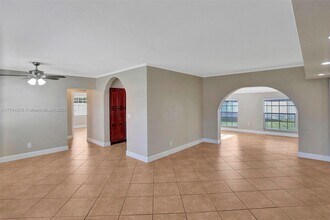 6480 W 13th Ct in Hialeah, FL - Building Photo - Building Photo