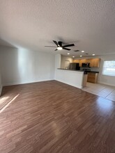 400 Maplewood Dr in Oldsmar, FL - Building Photo - Building Photo