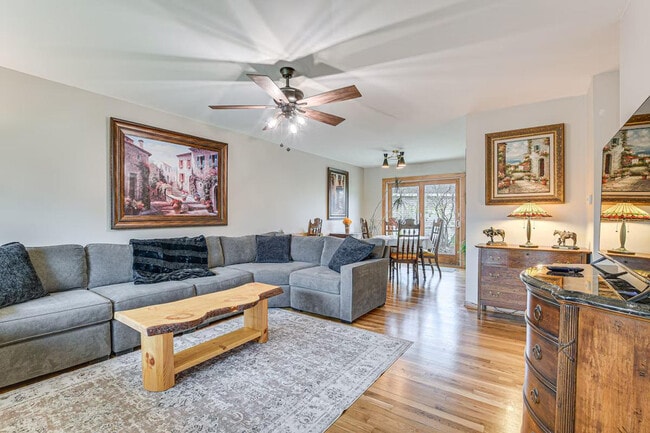 property at 340 Illinois Blvd