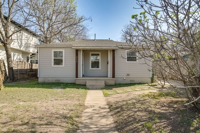 2933 Moss St in Austin, TX - Building Photo - Building Photo
