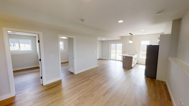 10529-105133 133 Ave in Grande Prairie, AB - Building Photo - Building Photo