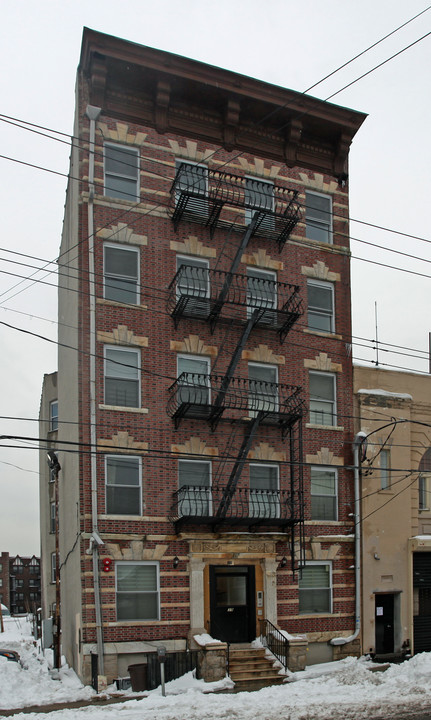 39 S 3rd Ave in Mount Vernon, NY - Foto de edificio