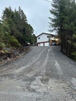 63 Willow Cir, Unit 101 in Ketchikan, AK - Building Photo