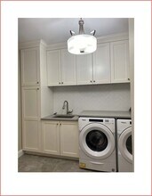 8128 Bleeks Rd in Ottawa, ON - Building Photo - Building Photo