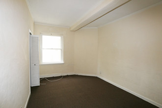 Wendover Apartments in Los Angeles, CA - Foto de edificio - Interior Photo